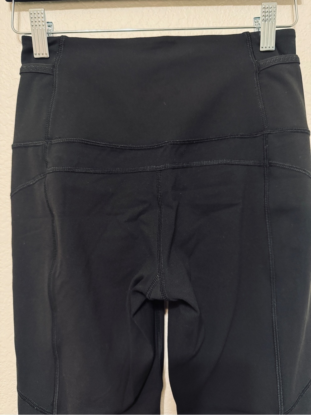 Lululemon| Black Studio Flare Yoga Pants Size 4 Zip Pockets Athletic - Picture 5 of 9